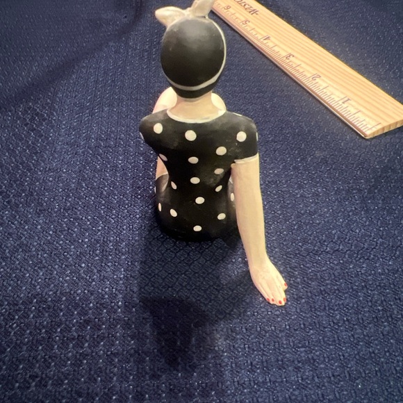 Retro Bathing Beauty 1920’s Flapper in Blue & White Polka Dot Swimsuit and Cap - Picture 4 of 5